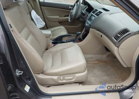 2007 Honda Accord 3.0 Ex z USA, uszkodzony, nr VIN 1HGCM668X7A017198